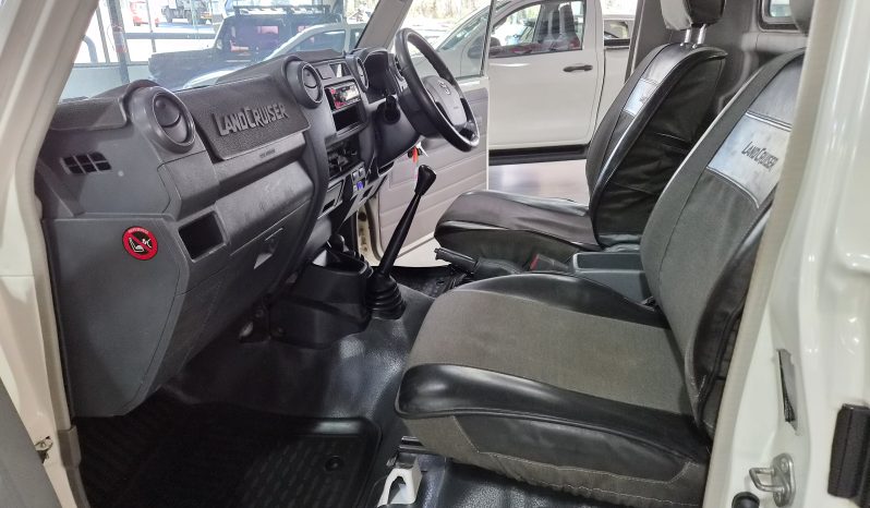 2012 Toyota Land Cruiser 4.2D S/C full