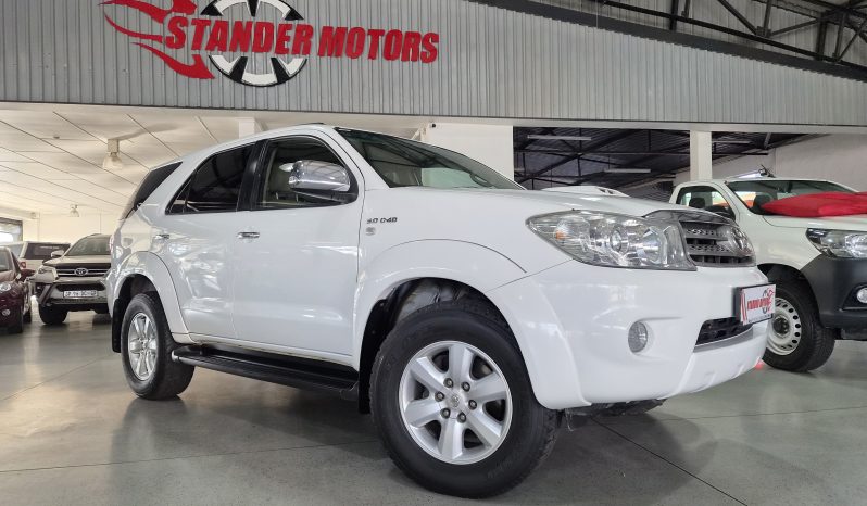 2010 Toyota Fortuner 3.0 D-4D 4×4 Auto full