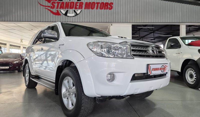 2010 Toyota Fortuner 3.0 D-4D 4×4 Auto full