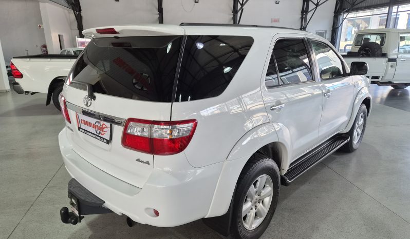 2010 Toyota Fortuner 3.0 D-4D 4×4 Auto full