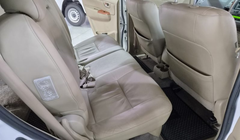 2010 Toyota Fortuner 3.0 D-4D 4×4 Auto full