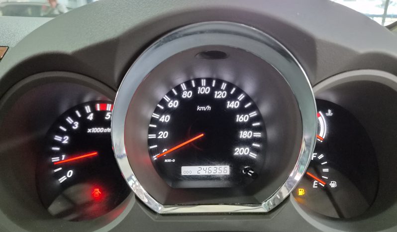 2010 Toyota Fortuner 3.0 D-4D 4×4 Auto full