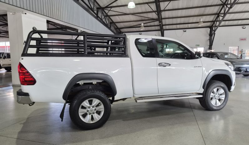 2016 Toyota Hilux 2.8 GD6 Xtra Cab full