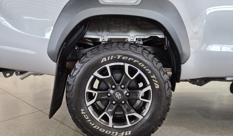 2024 Toyota Hilux 2.8 GD6 Xtra Cab Legend 4×4 Auto full