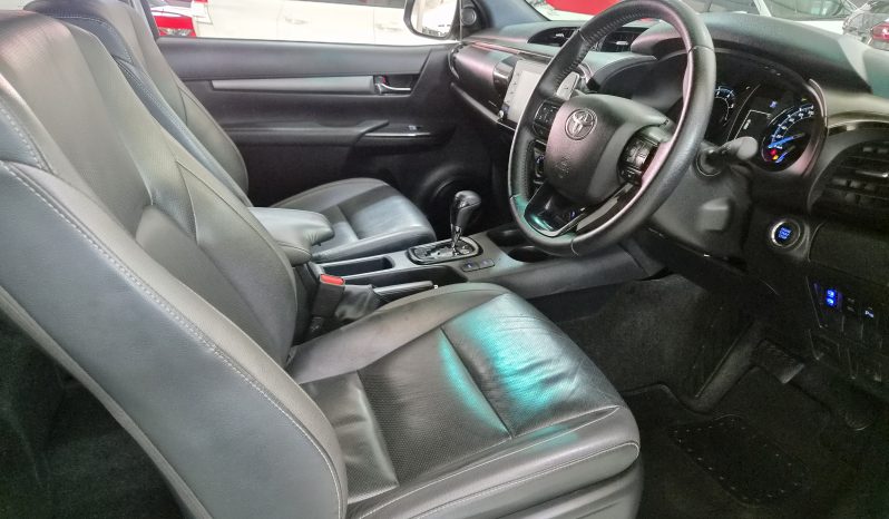 2024 Toyota Hilux 2.8 GD6 Xtra Cab Legend 4×4 Auto full