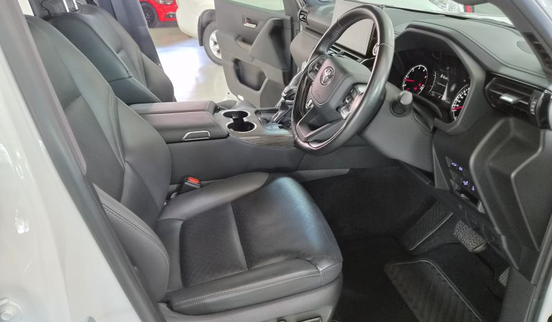 2023 Toyota Land Cruiser 300 3.3D ZX full