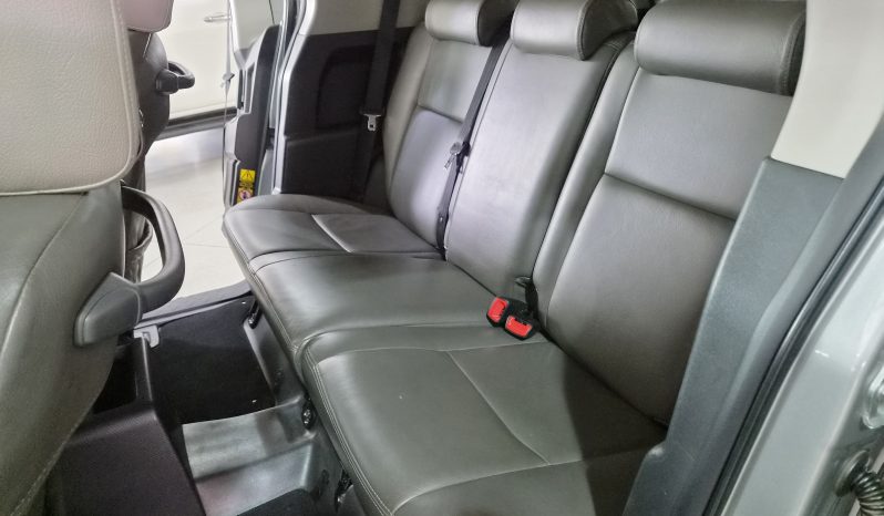 2012 Toyota FJ Cruiser 4.0 V6 full