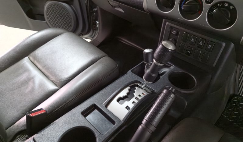 2012 Toyota FJ Cruiser 4.0 V6 full