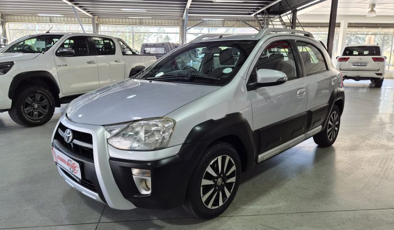 2016 Toyota Etios Cross 1.5 XS 5dr full
