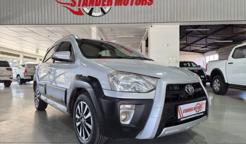 2016 Toyota Etios Cross 1.5 XS 5dr full