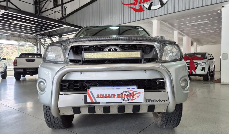 2009 Toyota Hilux 2.5 GD6 D/C Raider full