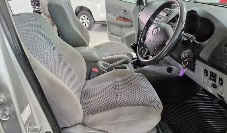 2009 Toyota Hilux 2.5 GD6 D/C Raider full