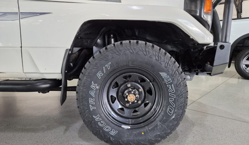 2006 Toyota Land Cruiser 70 4.2 D S/C full