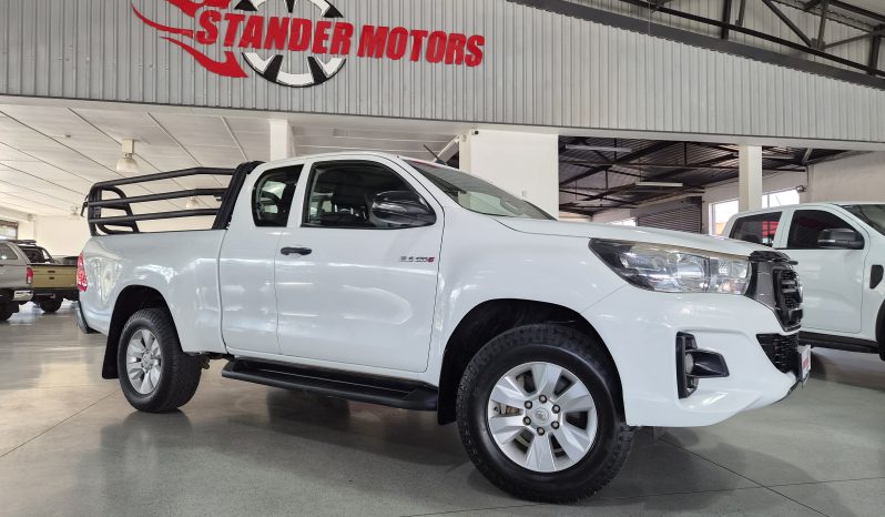 2020 Toyota Hilux 2.4 GD6 SRX Xtra Cab full