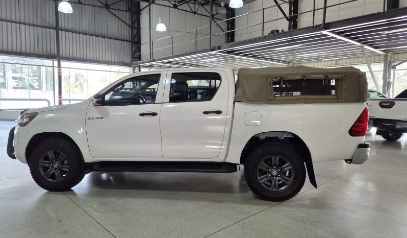 2023 Toyota Hilux 2.4 GD6 D/C Raider full