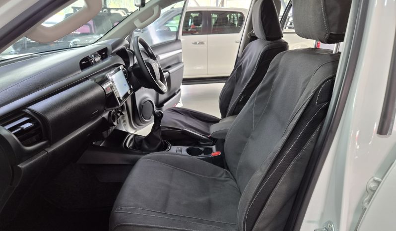 2023 Toyota Hilux 2.4 GD6 D/C Raider full