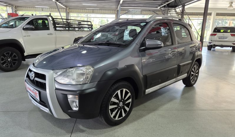 2014 Toyota Etios Cross 1.5 XS full