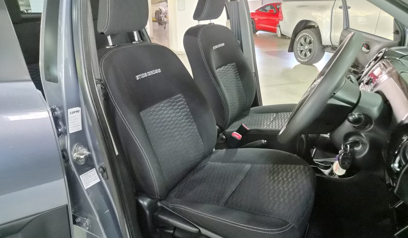2014 Toyota Etios Cross 1.5 XS full