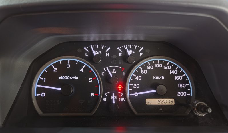 2015 Toyota Land Cruiser 76 4.5 D-4D V8 full