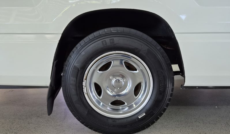 2022 Toyota Coaster 2.8D GL Auto 23 Seater full