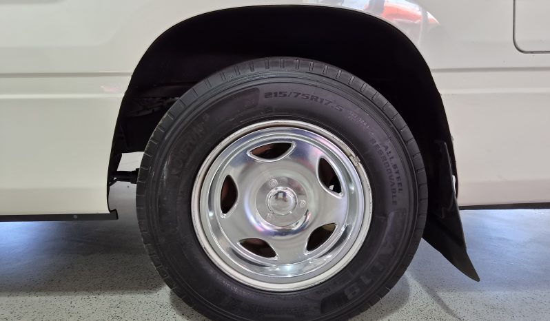 2022 Toyota Coaster 2.8D GL Auto 23 Seater full