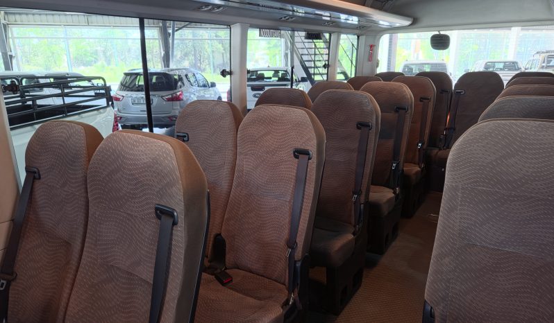 2022 Toyota Coaster 2.8D GL Auto 23 Seater full